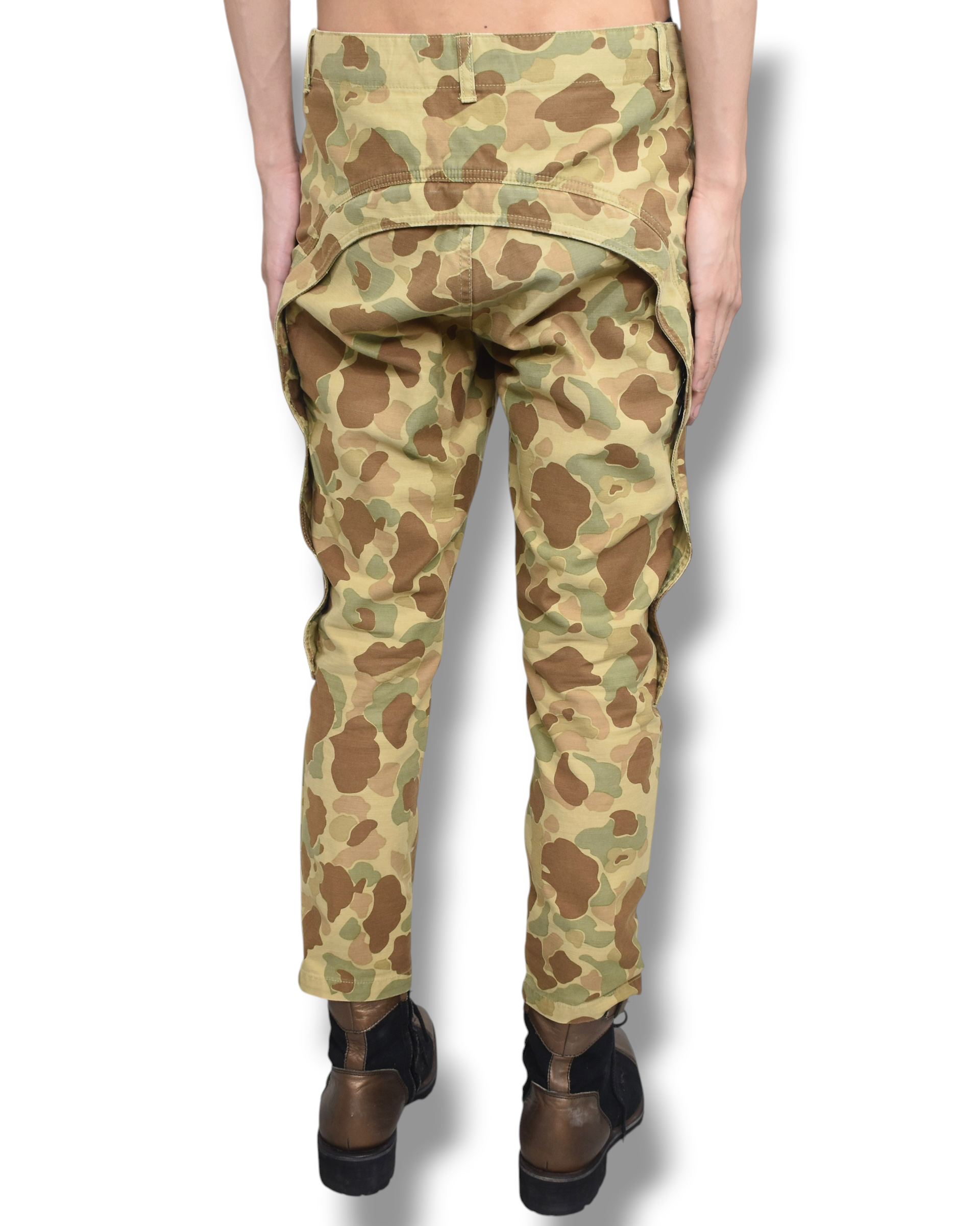 GRIFFIN arch-back denim pants