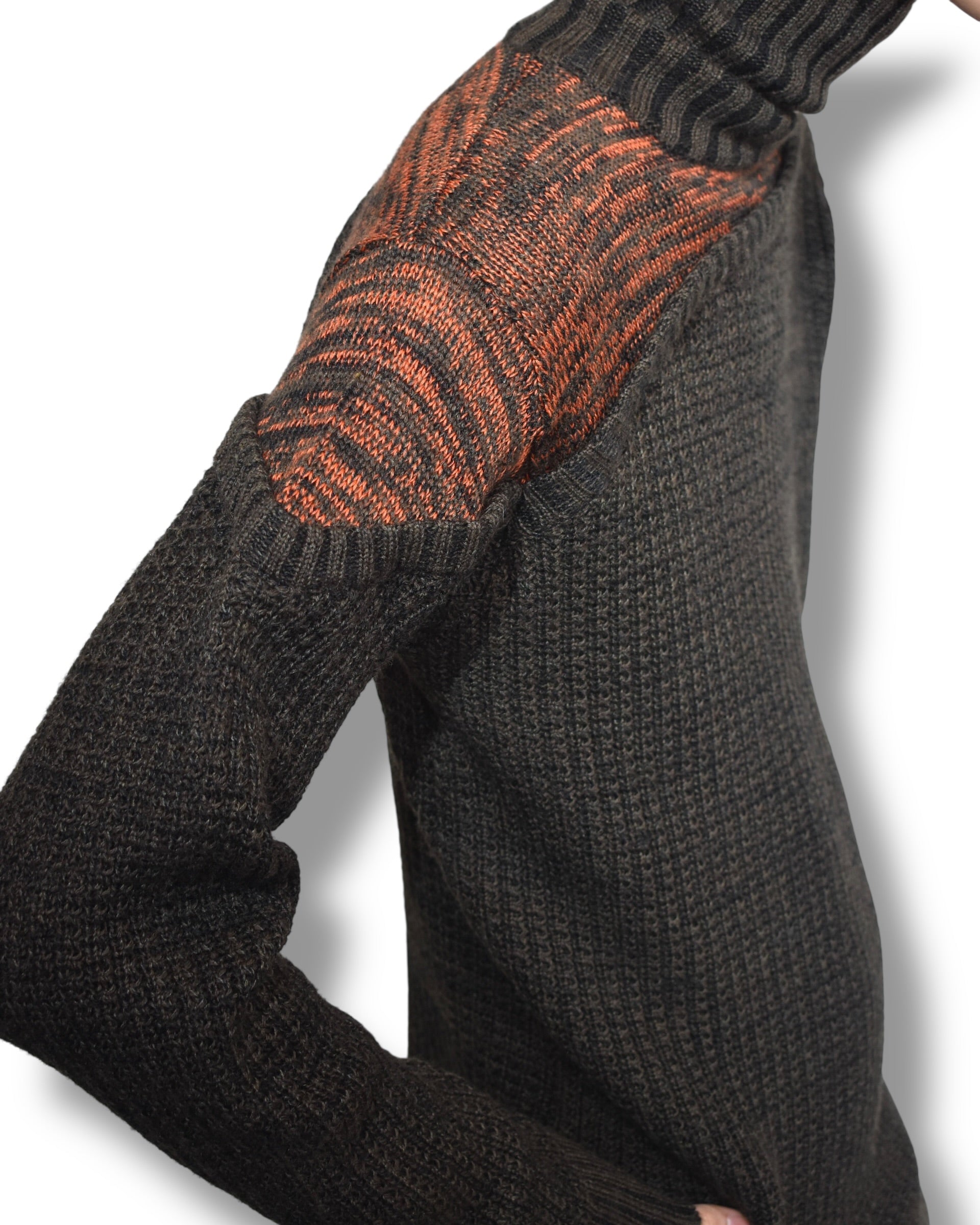 ARRSTON VOLAJU wool knit top