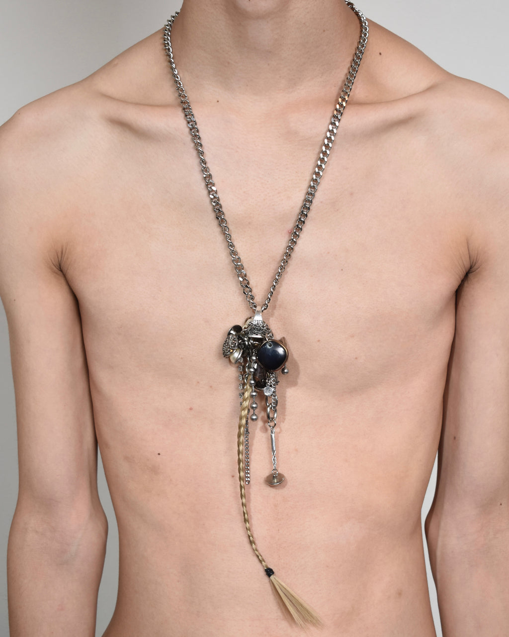 LEO GON'DO MUSICAL FORM NECKLACE No.2