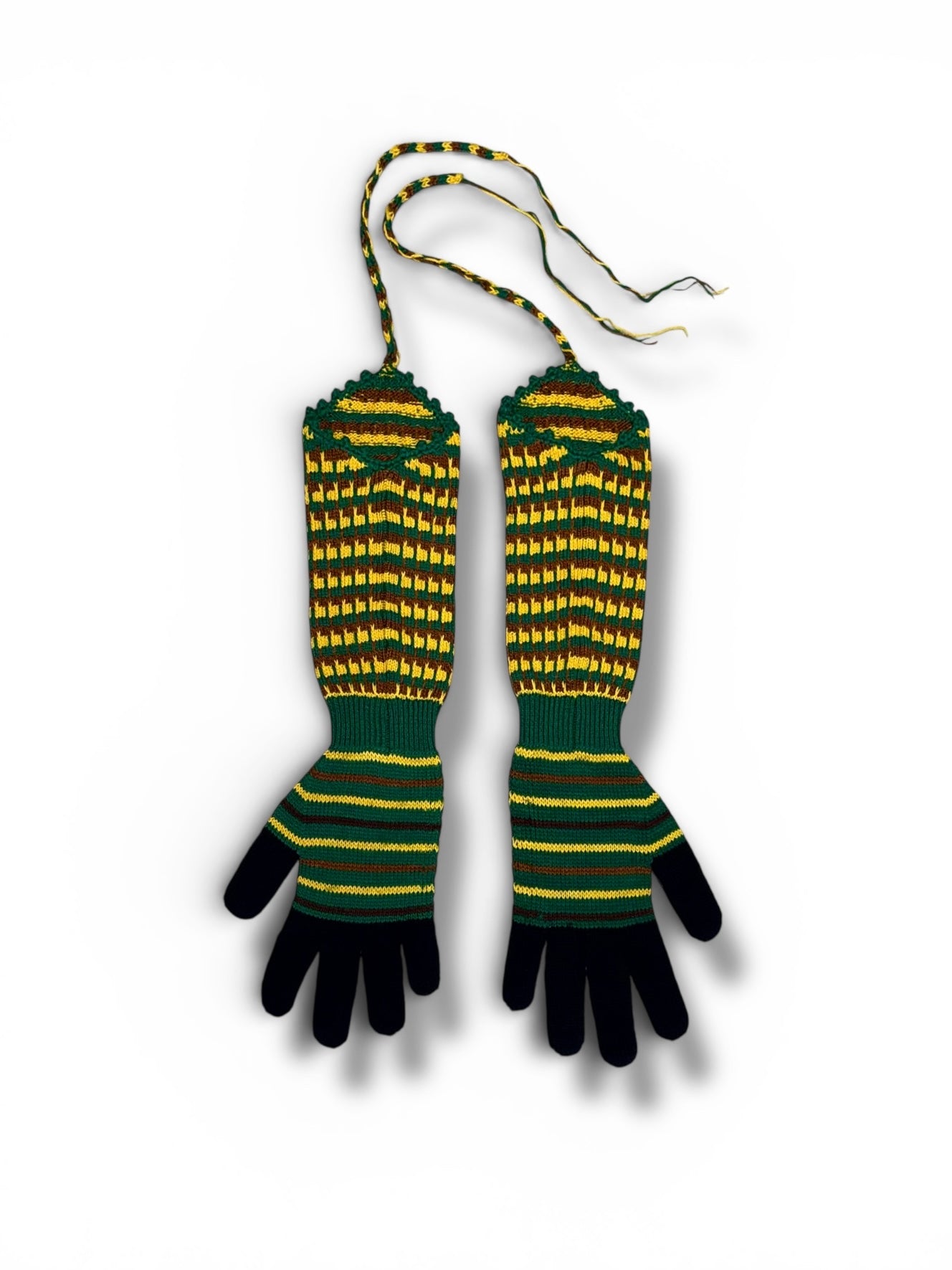 06aw BERNHARD WILLHELM hand knit glove